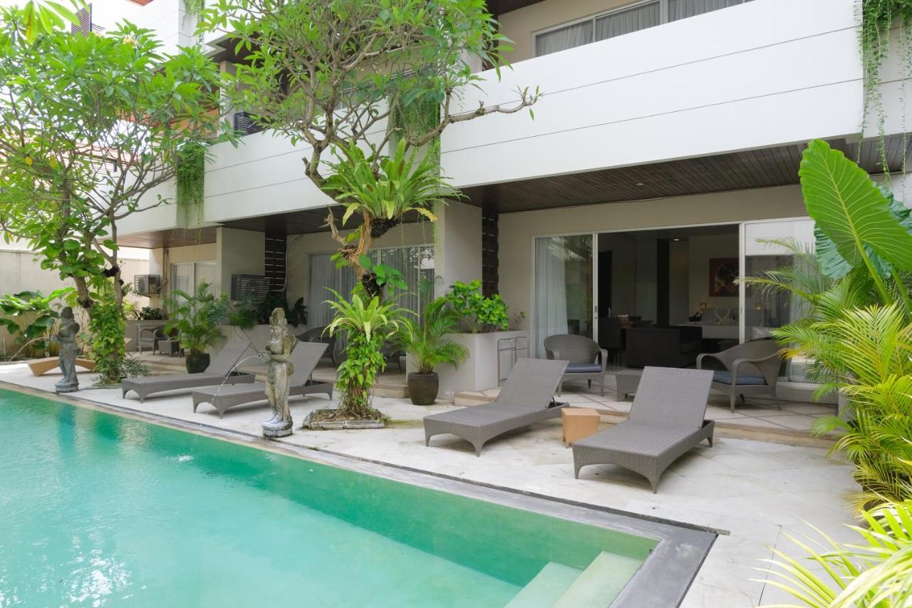 Swiss-Belcourt Sunset Aparthotel Seminyak  Exterior photo