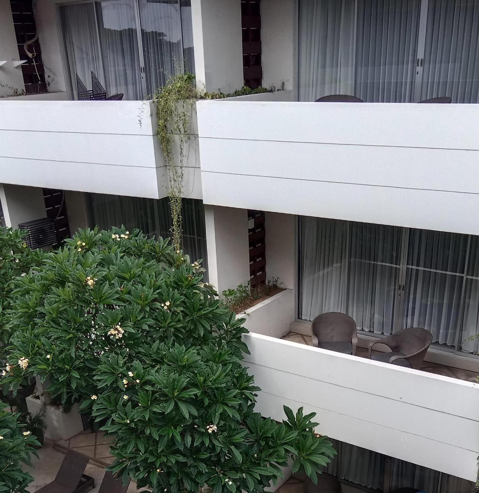 Swiss-Belcourt Sunset Aparthotel Seminyak  Exterior photo