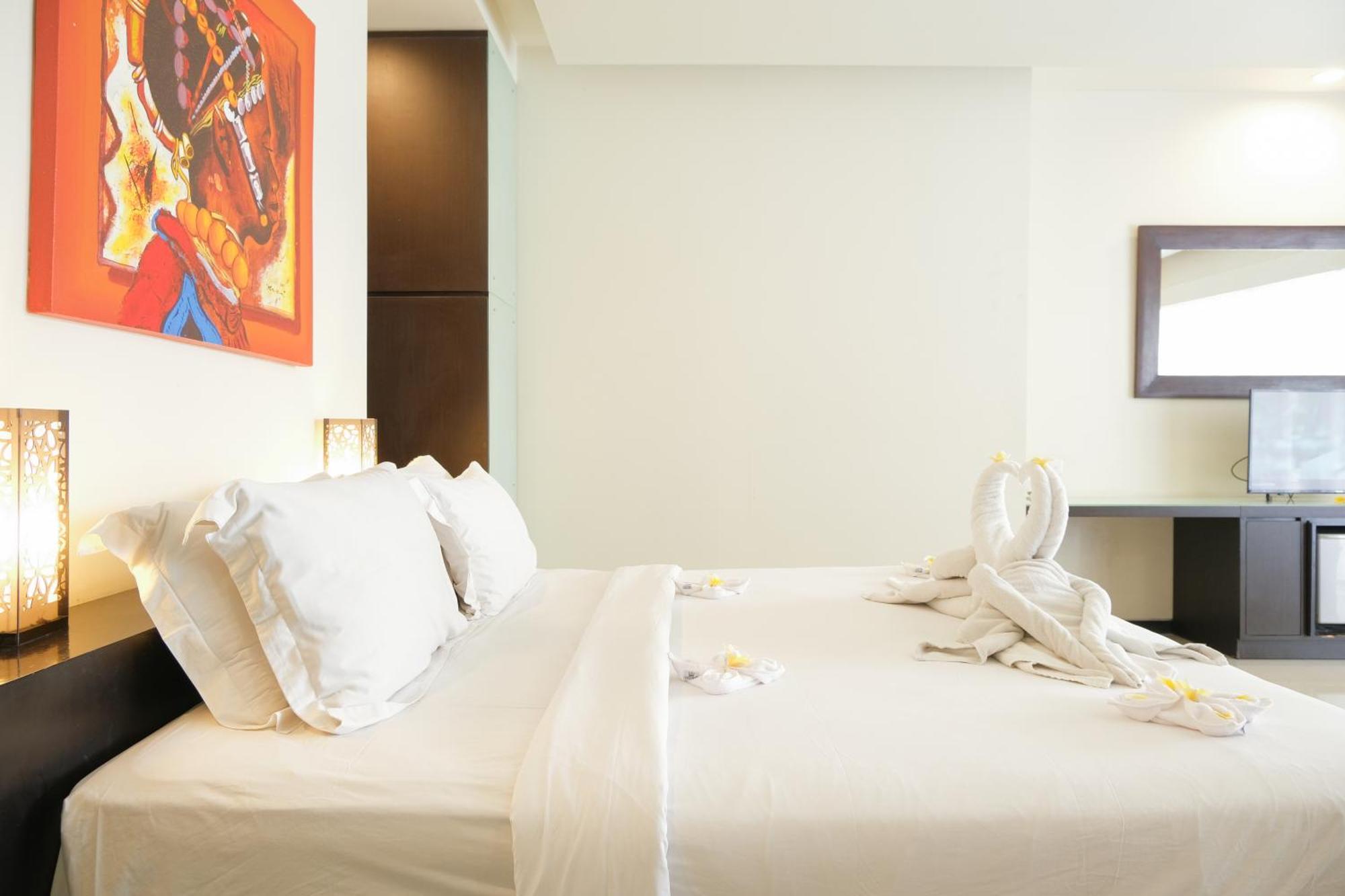 Swiss-Belcourt Sunset Aparthotel Seminyak  Exterior photo
