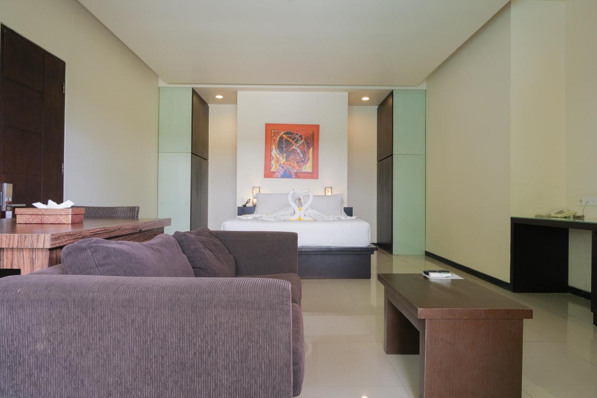 Swiss-Belcourt Sunset Aparthotel Seminyak  Exterior photo