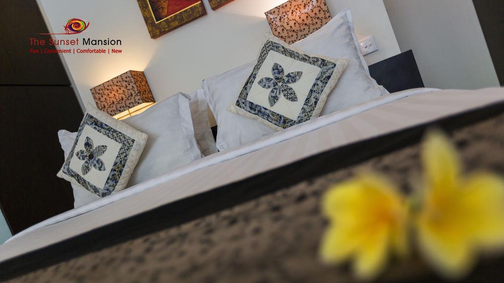 Swiss-Belcourt Sunset Aparthotel Seminyak  Exterior photo