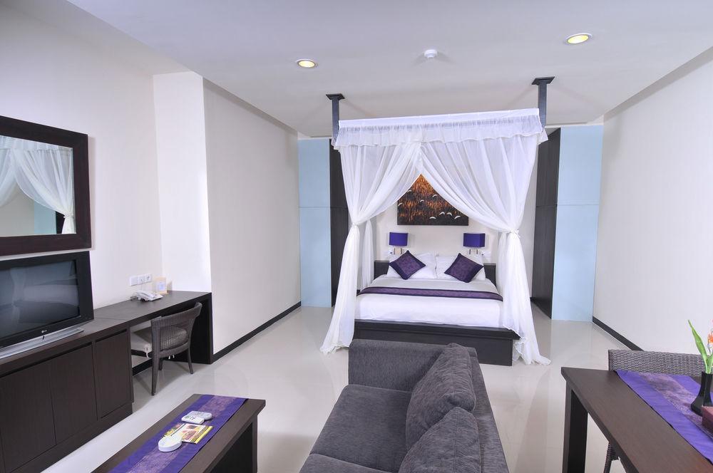 Swiss-Belcourt Sunset Aparthotel Seminyak  Exterior photo