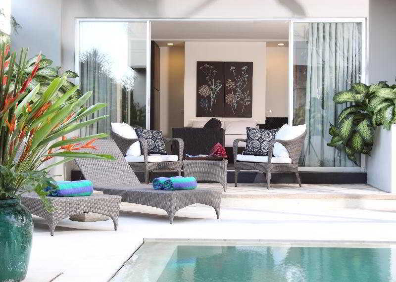 Swiss-Belcourt Sunset Aparthotel Seminyak  Exterior photo