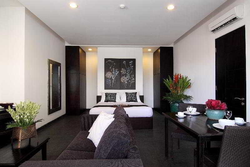 Swiss-Belcourt Sunset Aparthotel Seminyak  Exterior photo